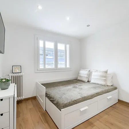 Modern Apartment, Steps From Tramway * Nicea