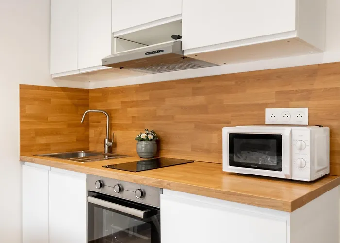 Апартаменты Modern Apartment, Steps From Tramway *