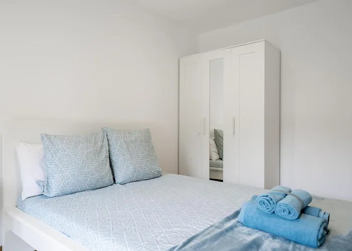 Modern Apartment, Steps From Tramway Nizza