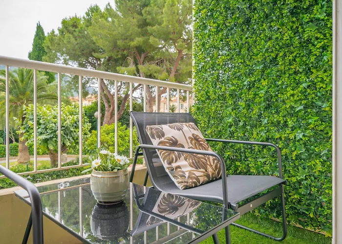 Appartement Modern Apartment, Steps From Tramway