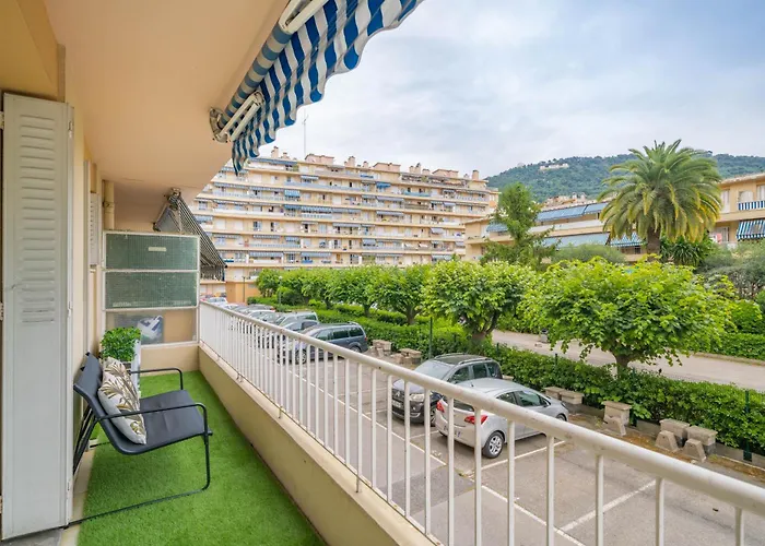 Modern Apartment, Steps From Tramway Appartement